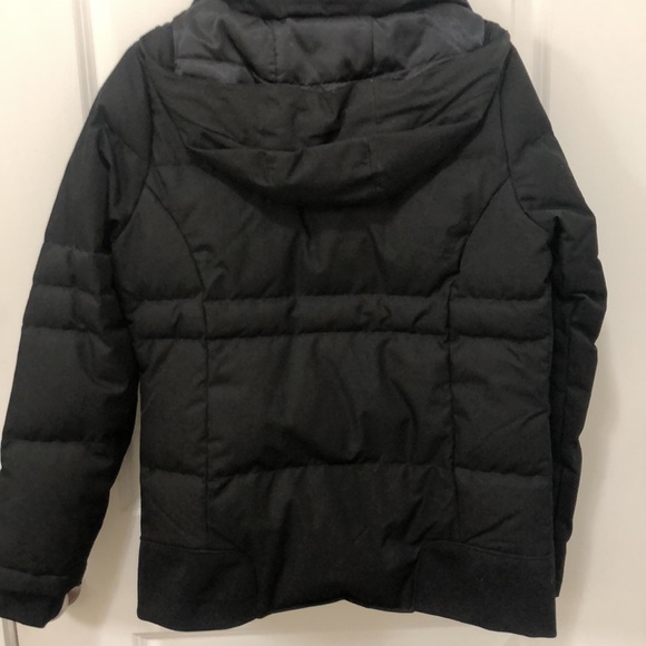 The Northface winter jacket - Picture 7 of 8